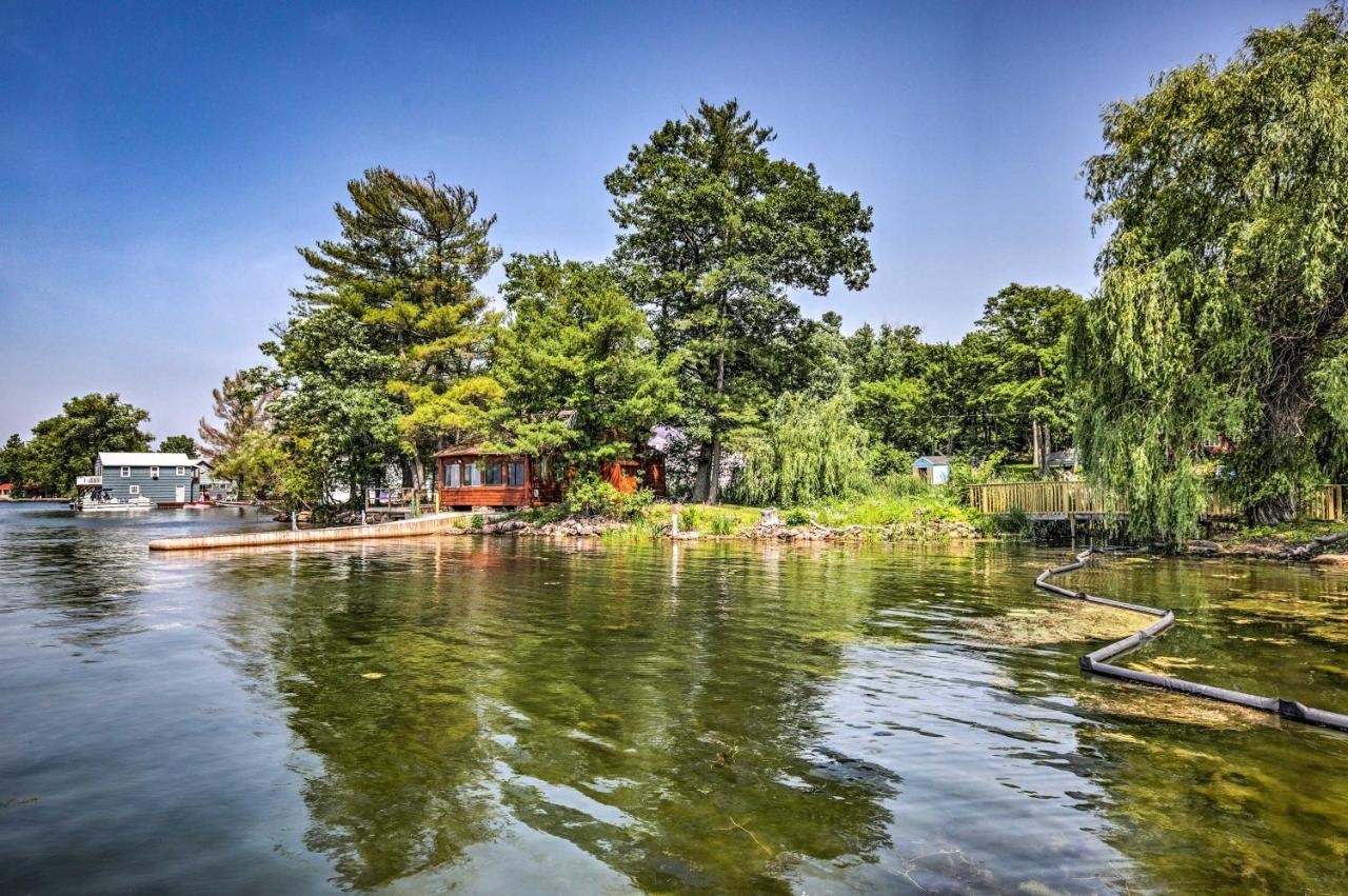 Private Island With Land Access Cabin Hammond Екстериор снимка